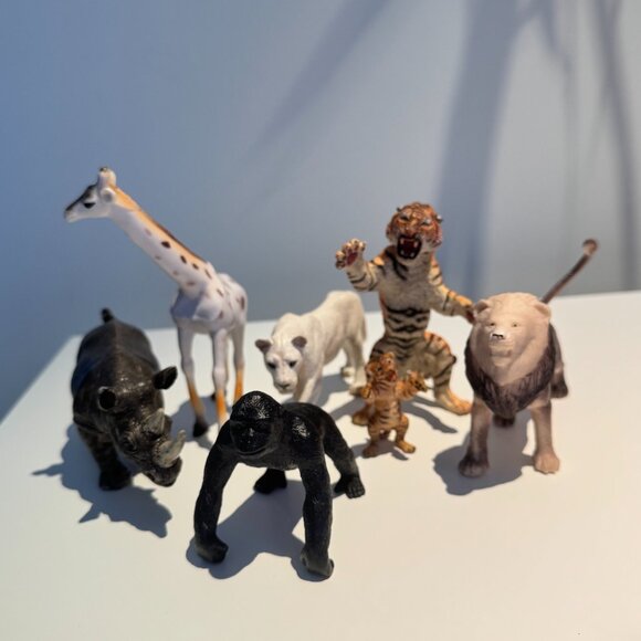 Safari Wild Animal Figurine Set – Lot of 10 - Picture 5 of 8